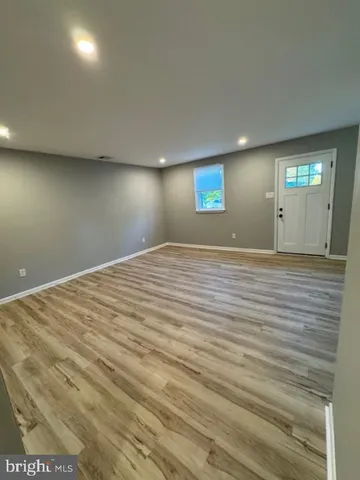 $2,495 | 387 Maple Street, Warminster, PA 18974