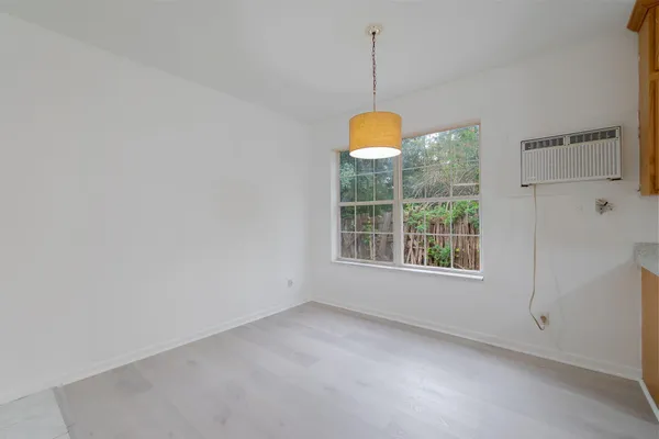 $379,000 | 904 Southeast 16th Street, Stuart, FL 34994