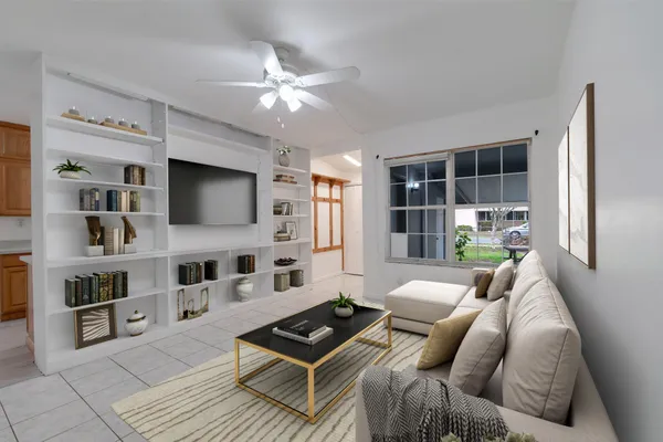 $379,000 | 904 Southeast 16th Street, Stuart, FL 34994