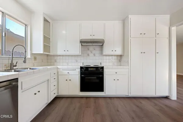 $3,500 | 317 East Garden Green, Port Hueneme, CA 93041