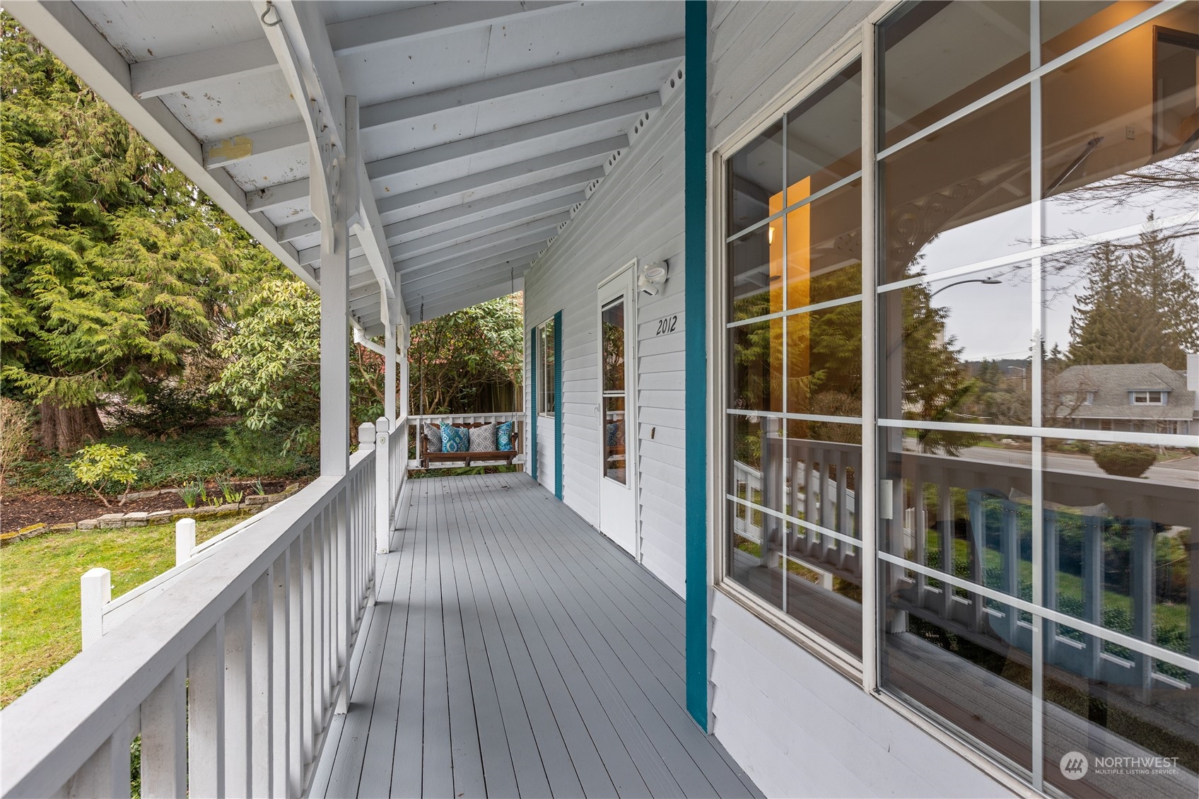 2012 233rd Street Southeast Bothell, WA 98021 - Photo 4 of 39 a view of balcony with wooden floor and fence