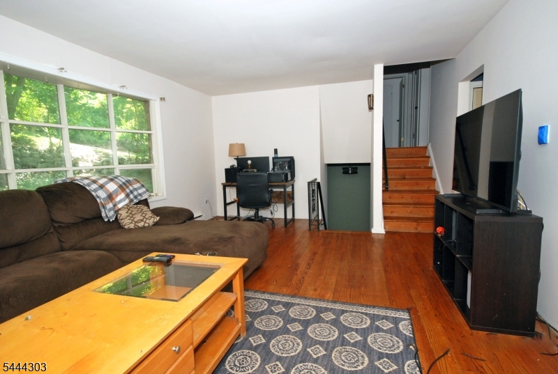 36 Mountain Lake Road Belvidere, NJ 07823 - Photo 7 of 21