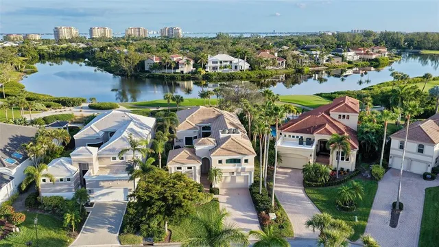 $2,895,000 | 3598 Fair Oaks Lane, Longboat Key, FL 34228