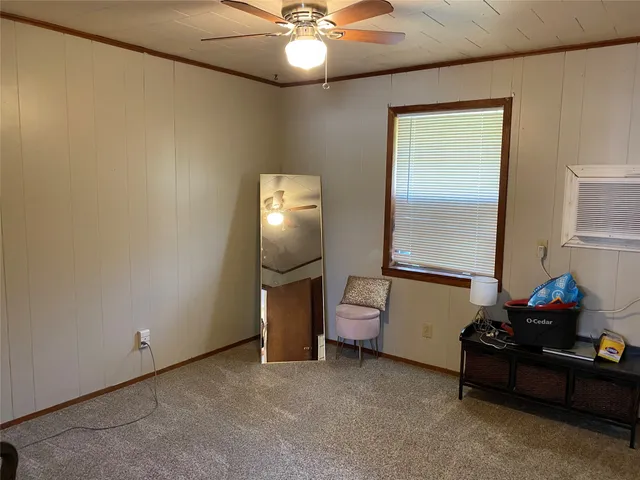 $750 | 2809 Sam Houston Avenue, Unit 6, Huntsville, TX 77340