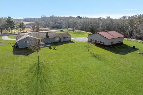 $1,000,000 | 141 Peckham Road, Little Compton, RI 02837