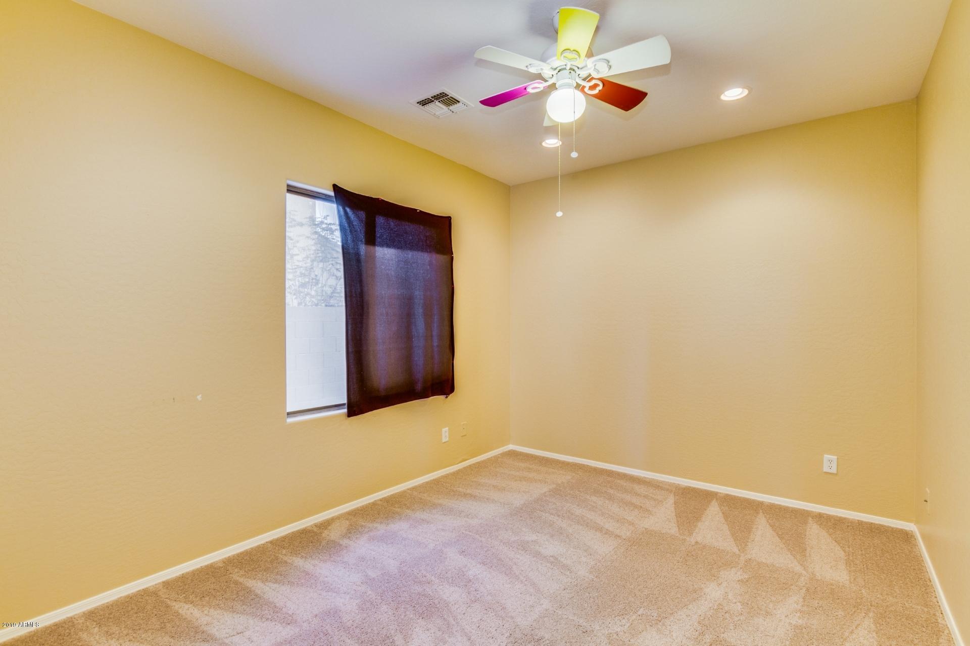 13781 West Redfield Road Surprise, AZ 85379 - Photo 10 of 21 0010-Redfield (10)