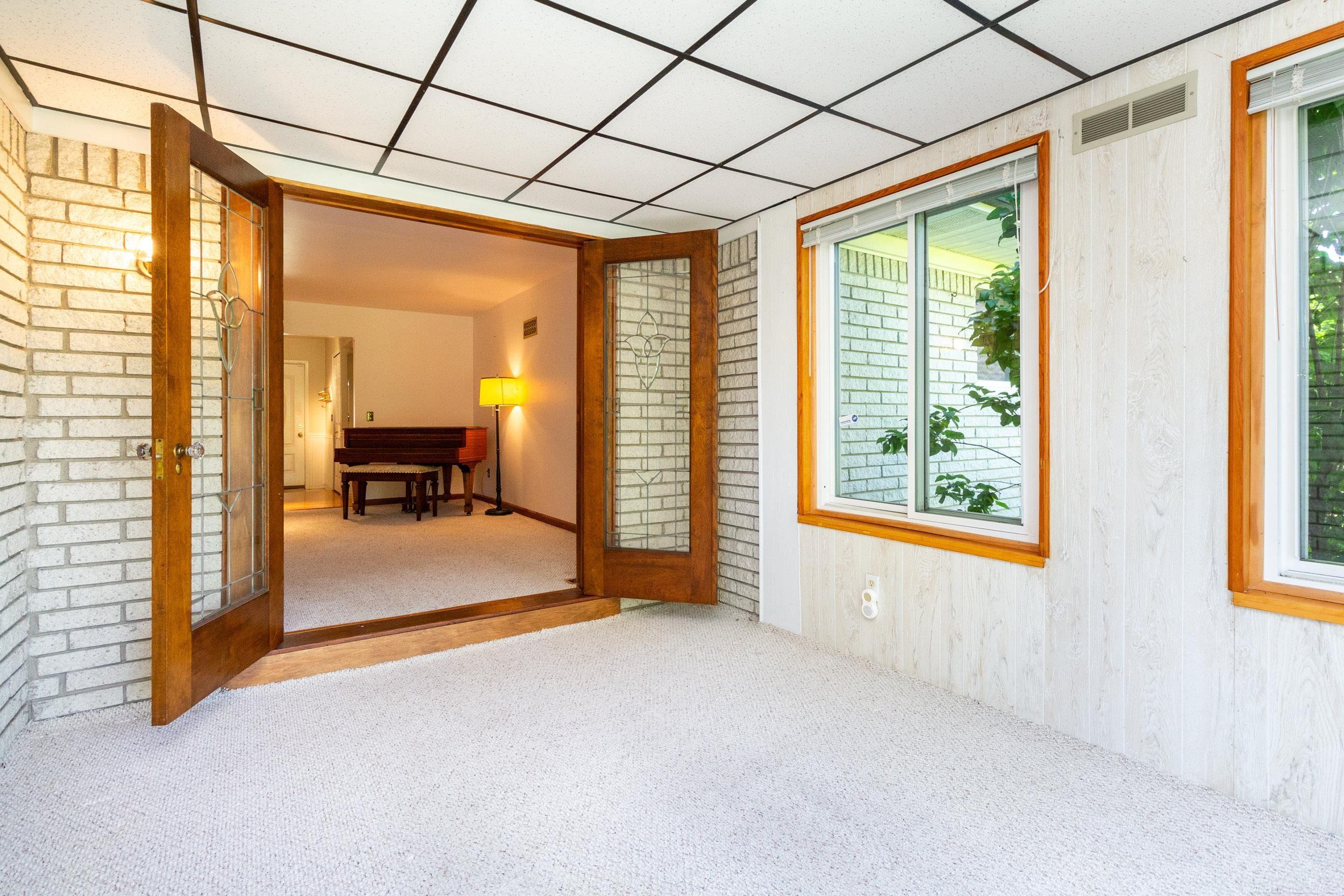 3685 Brandi Drive Sterling Heights, MI 48310 - Photo 10 of 44 50147805-E6FC9D72-A354-458C-9E5E-86EBACB2E178.JPG