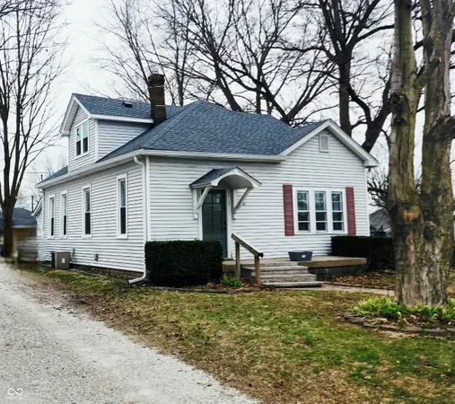 $315,000 | 40 West Main Street, Monrovia, IN 46157