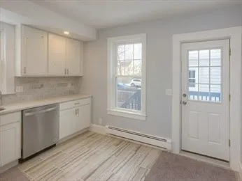 $3,800 | 127 Pond Street, Unit 1, Waltham, MA 02451