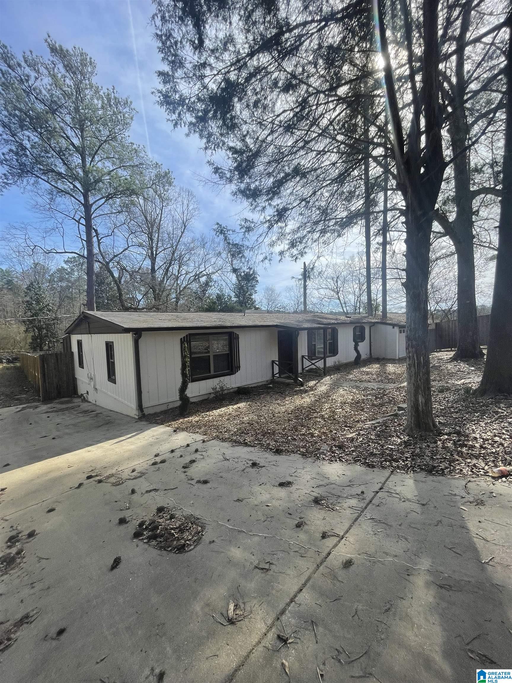 2535 Old Rocky Ridge Road Birmingham, AL 35216 - Photo 2 of 27
