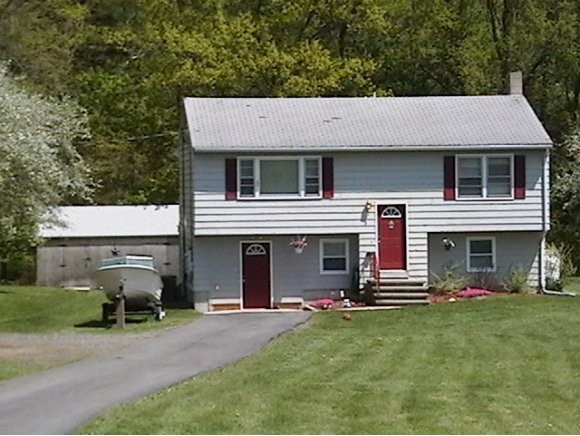 7 Damren Road Derry, NH 03038 - Photo 1 of 1