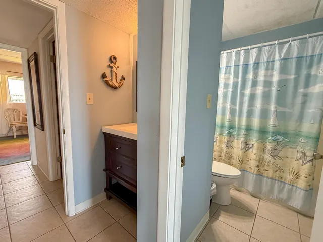 $714,900 | 240 West Gorrie Drive, Unit E4, Eastpoint, FL 32328