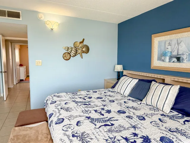 $714,900 | 240 West Gorrie Drive, Unit E4, Eastpoint, FL 32328