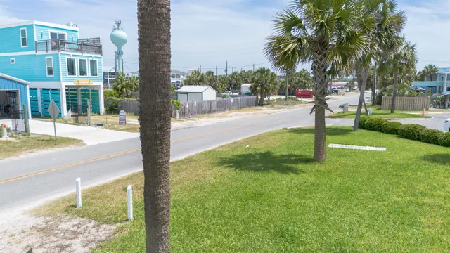 $714,900 | 240 West Gorrie Drive, Unit E4, Eastpoint, FL 32328