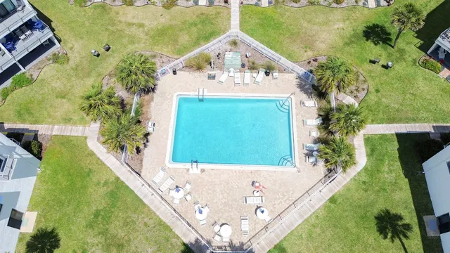 $714,900 | 240 West Gorrie Drive, Unit E4, Eastpoint, FL 32328