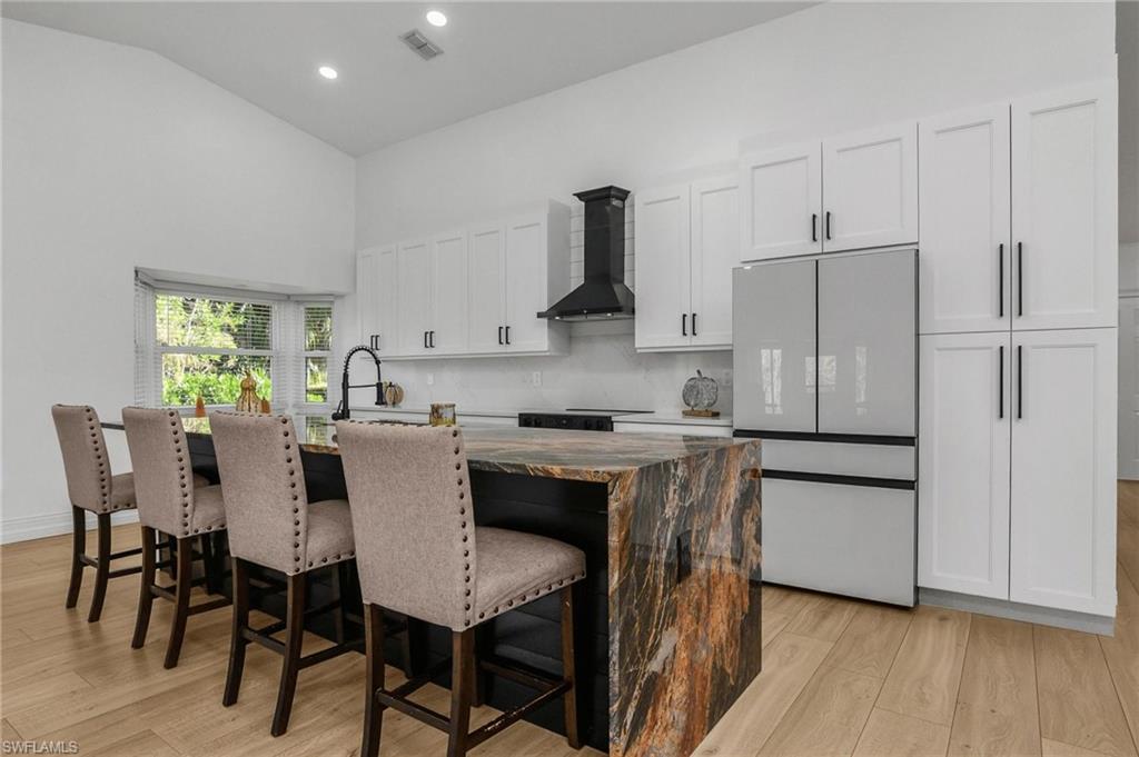 401 Countryside Drive Naples, FL 34104 - Photo 6 of 43