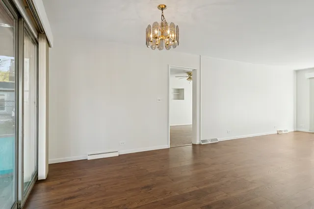 $375,000 | 36 Crestview Terrace, Buffalo Grove, IL 60089