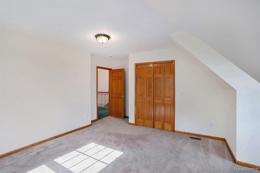 3290 Fisher Road Howell, MI 48855 - Photo 21 of 37 Gallery Image 21