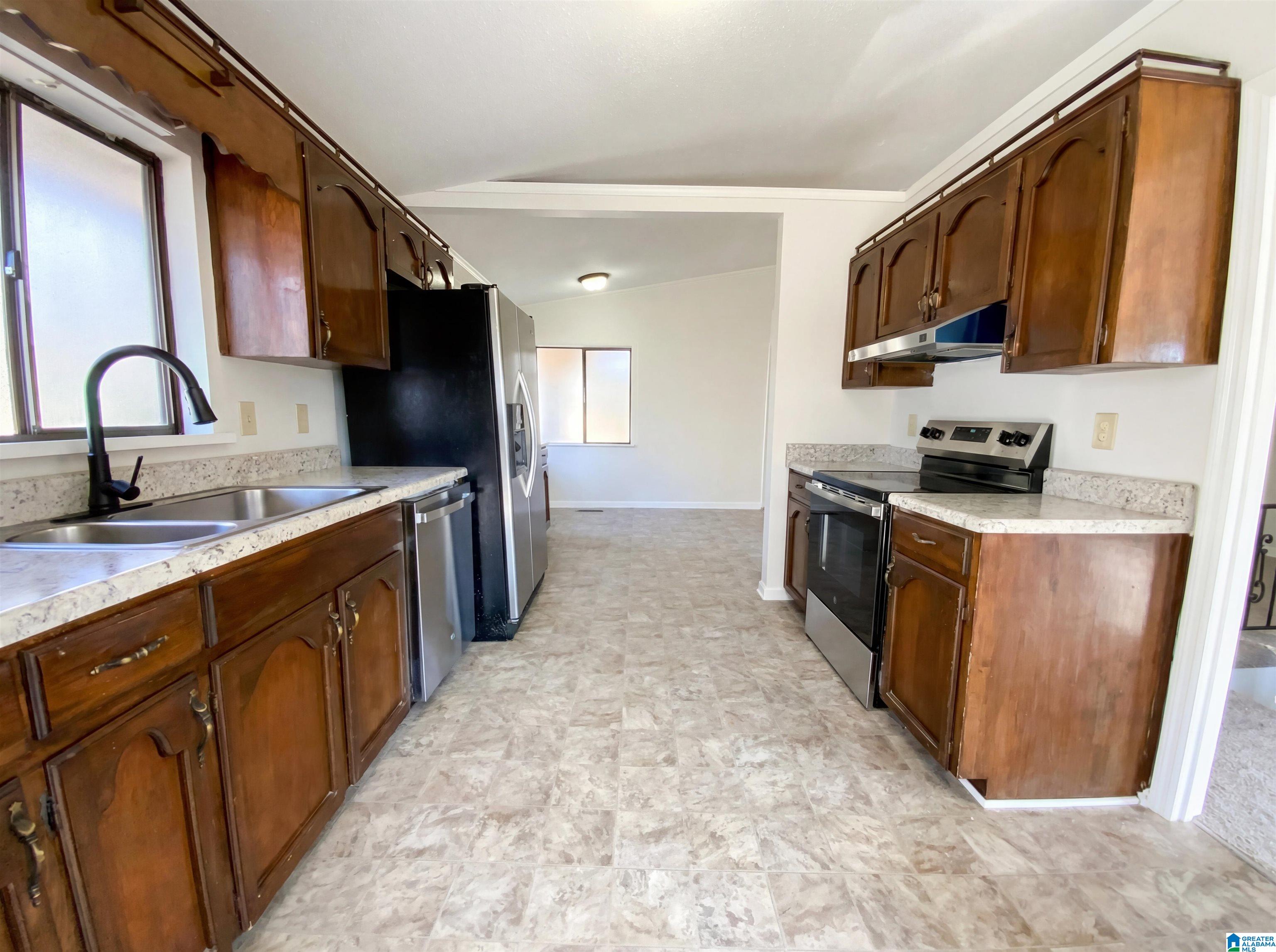 1111 3rd Lane Pleasant Grove, AL 35127 - Photo 2 of 21