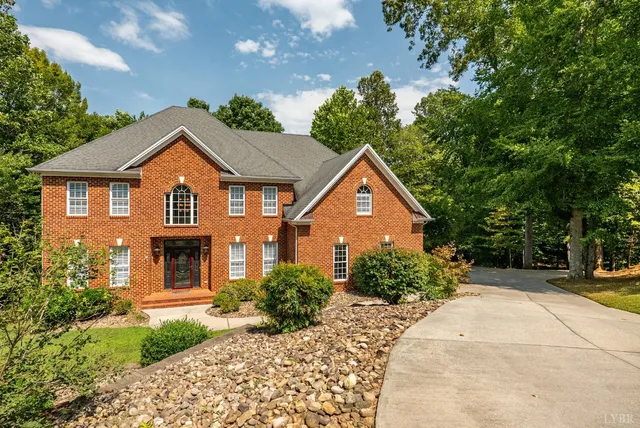 $710,000 | 105 Raven Stone Court, Lynchburg, VA 24503