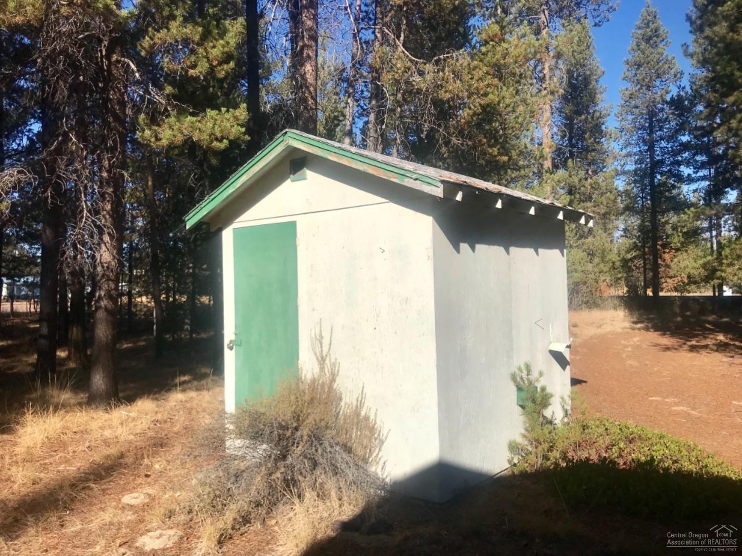 15807 Burgess Road La Pine, OR 97739 - Photo 5 of 13 Additional Photo