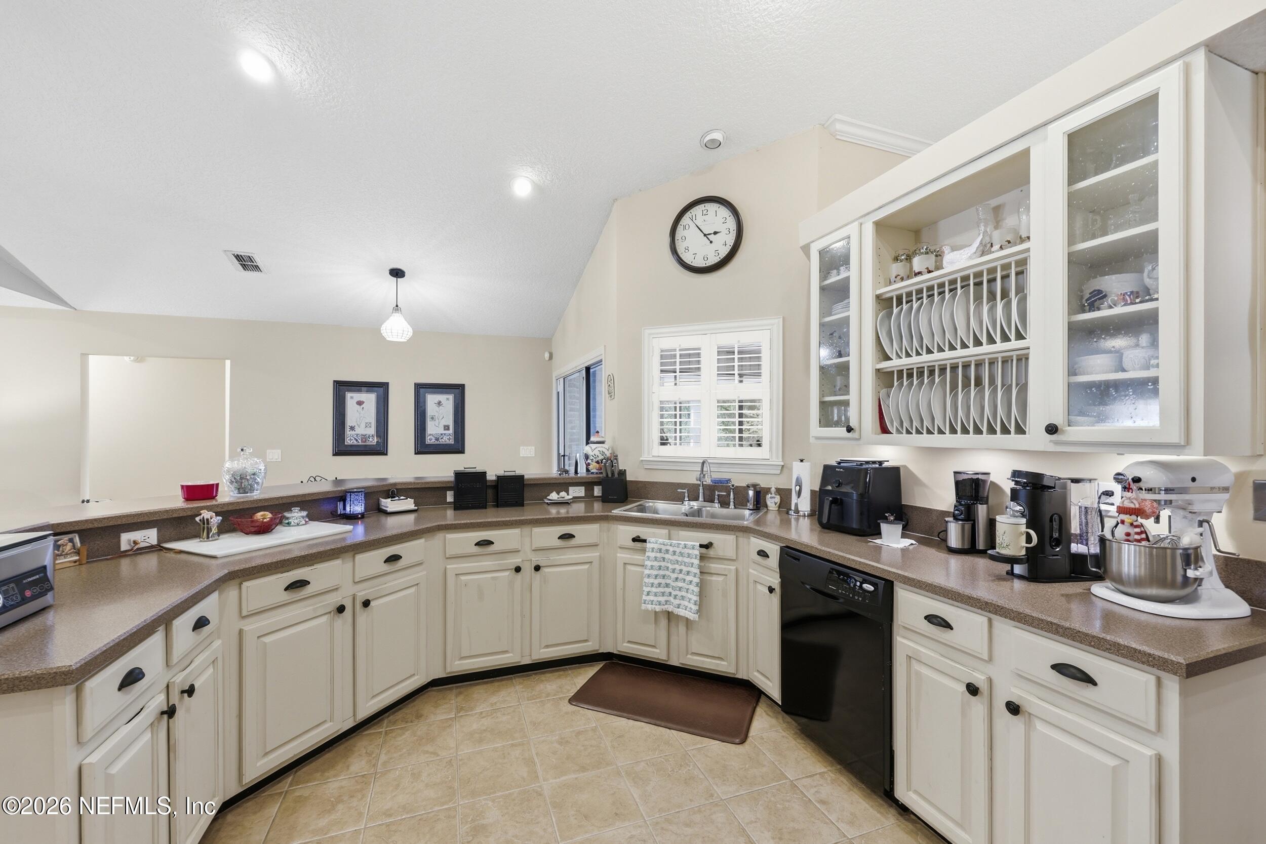 684 Chestwood Chase Drive Orange Park, FL 32065 - Photo 14 of 54 the real estateographers_013