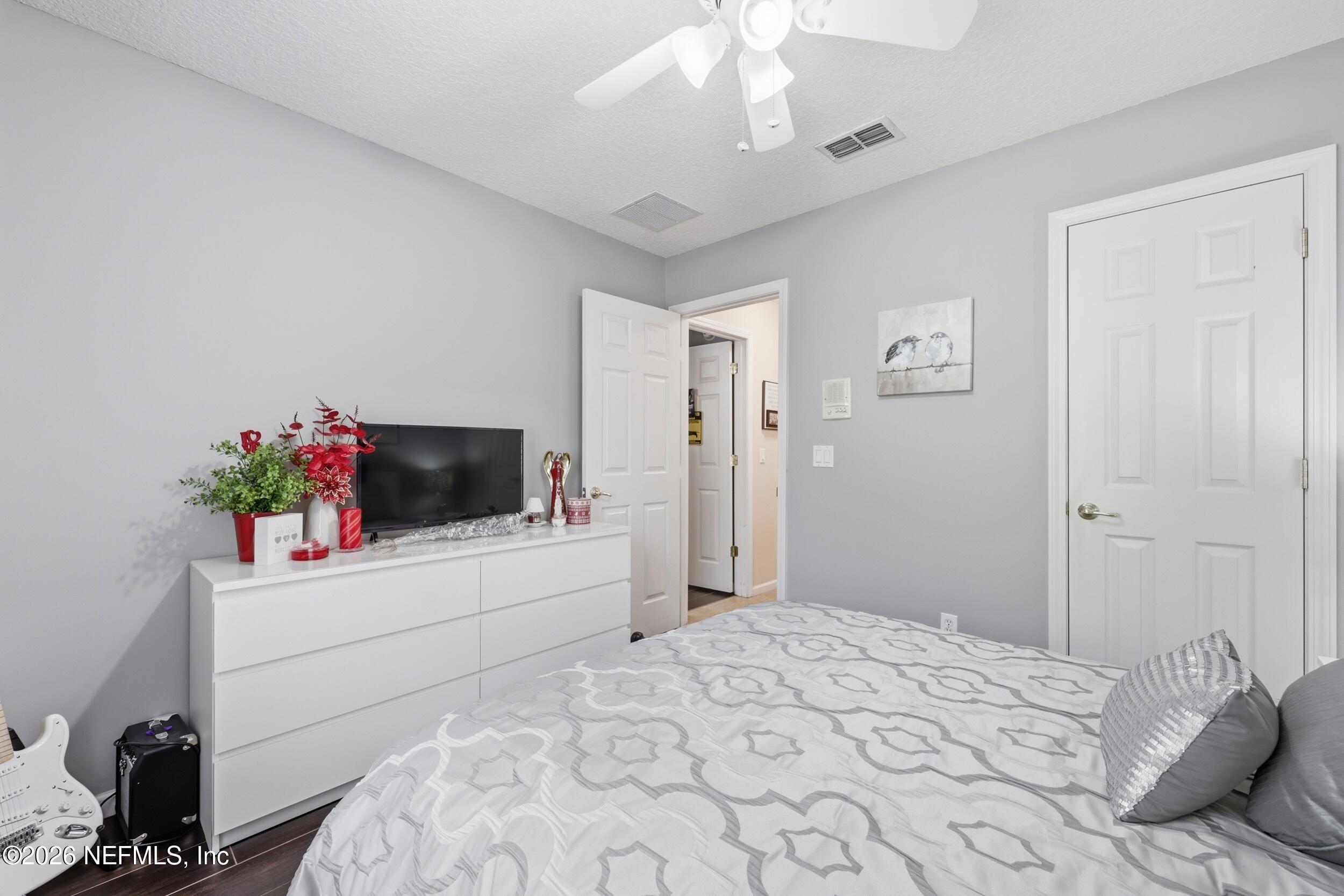 684 Chestwood Chase Drive Orange Park, FL 32065 - Photo 33 of 54 the real estateographers_032