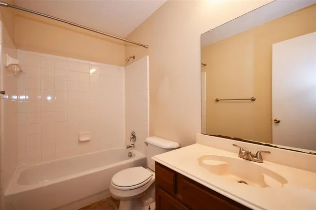 $2,300 | 4171 Freedom Lane, Frisco, TX 75033