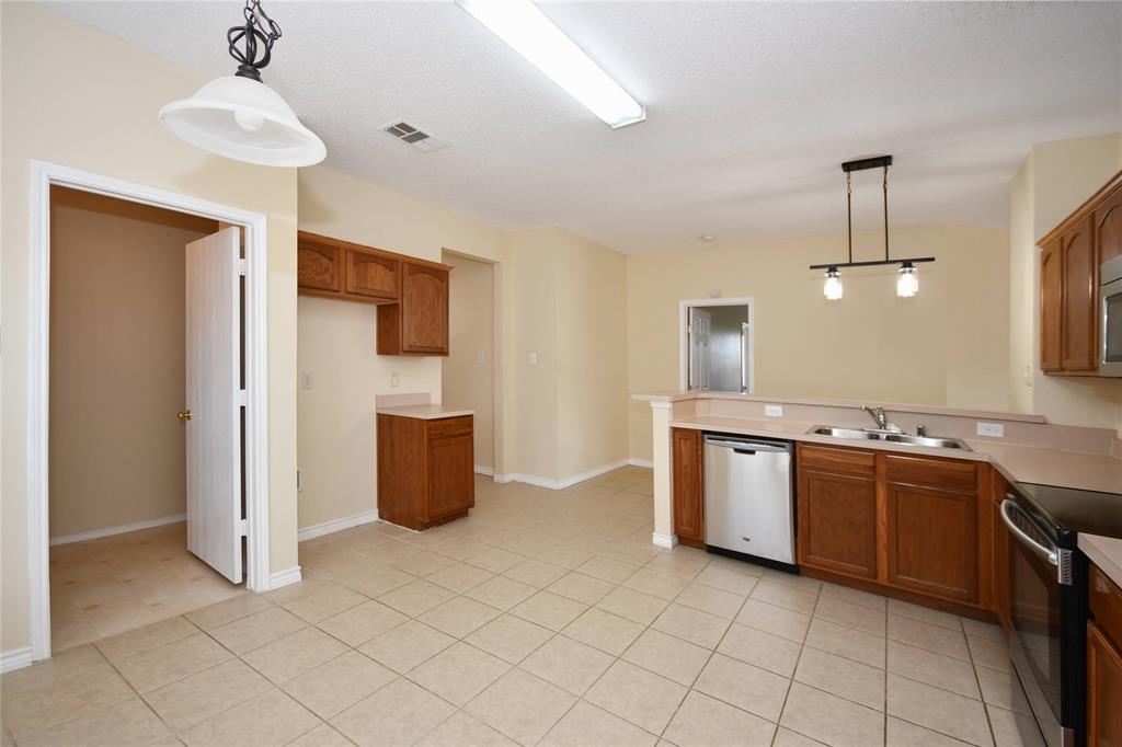 4171 Freedom Lane Frisco, TX 75033 - Photo 5 of 21