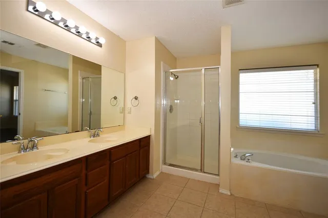 $2,300 | 4171 Freedom Lane, Frisco, TX 75033