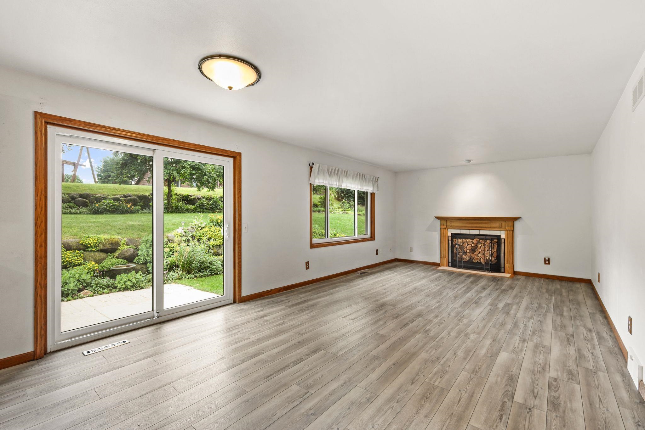 3702 Spring Hill Court Middleton, WI 53562 - Photo 16 of 51