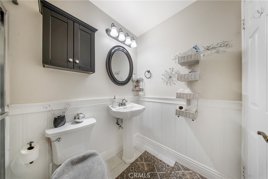 21250 Tennyson Road Moreno Valley, CA 92557 - Photo 12 of 40