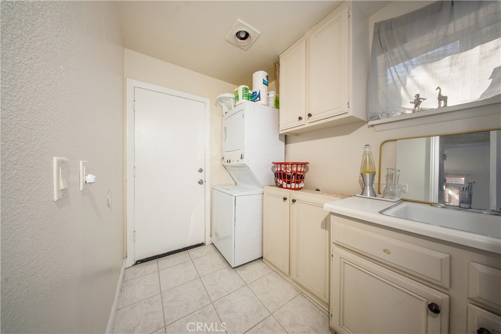 21250 Tennyson Road Moreno Valley, CA 92557 - Photo 13 of 40