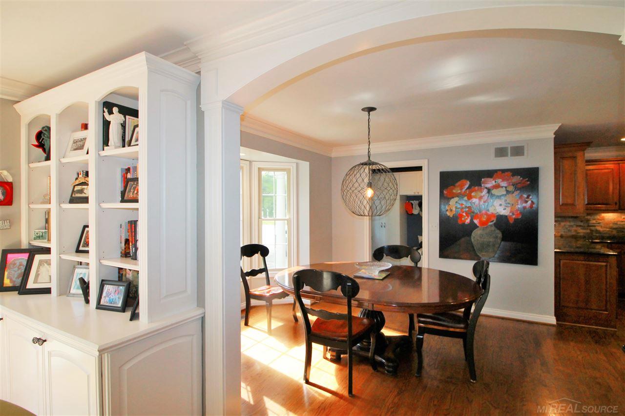 1177 Devonshire Road Grosse Pointe, MI 48230 - Photo 31 of 78 50018564-33.JPG
