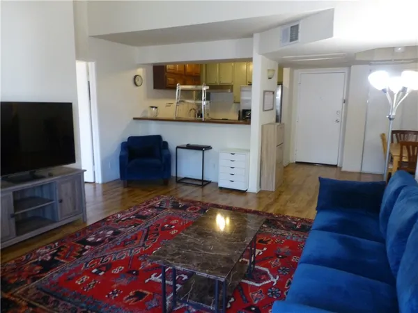 $419,500 | 20253 Keswick Street, Unit 325, Winnetka, CA 91306