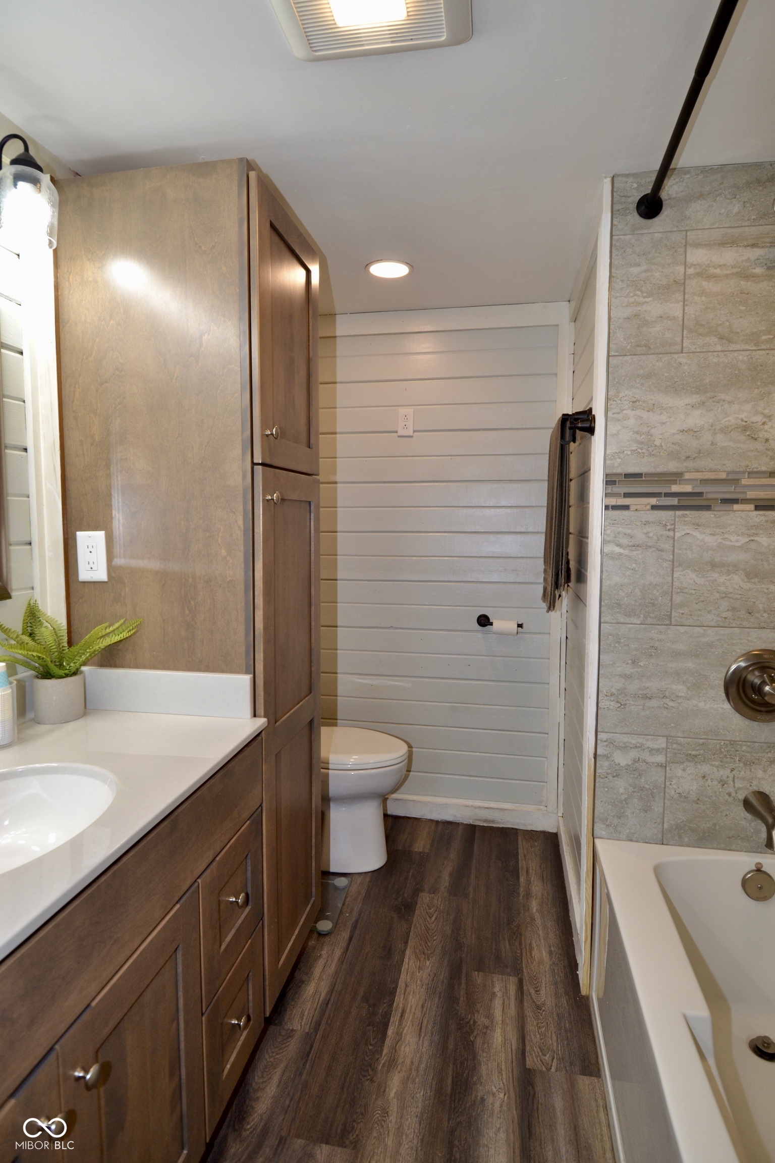 7150 Combs Road Indianapolis, IN 46237 - Photo 22 of 32 Gallery Image 22