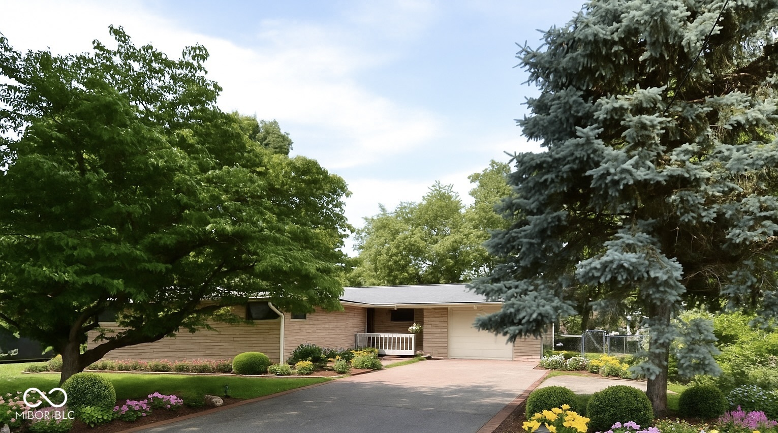 7150 Combs Road Indianapolis, IN 46237 - Photo 5 of 32 Gallery Image 5