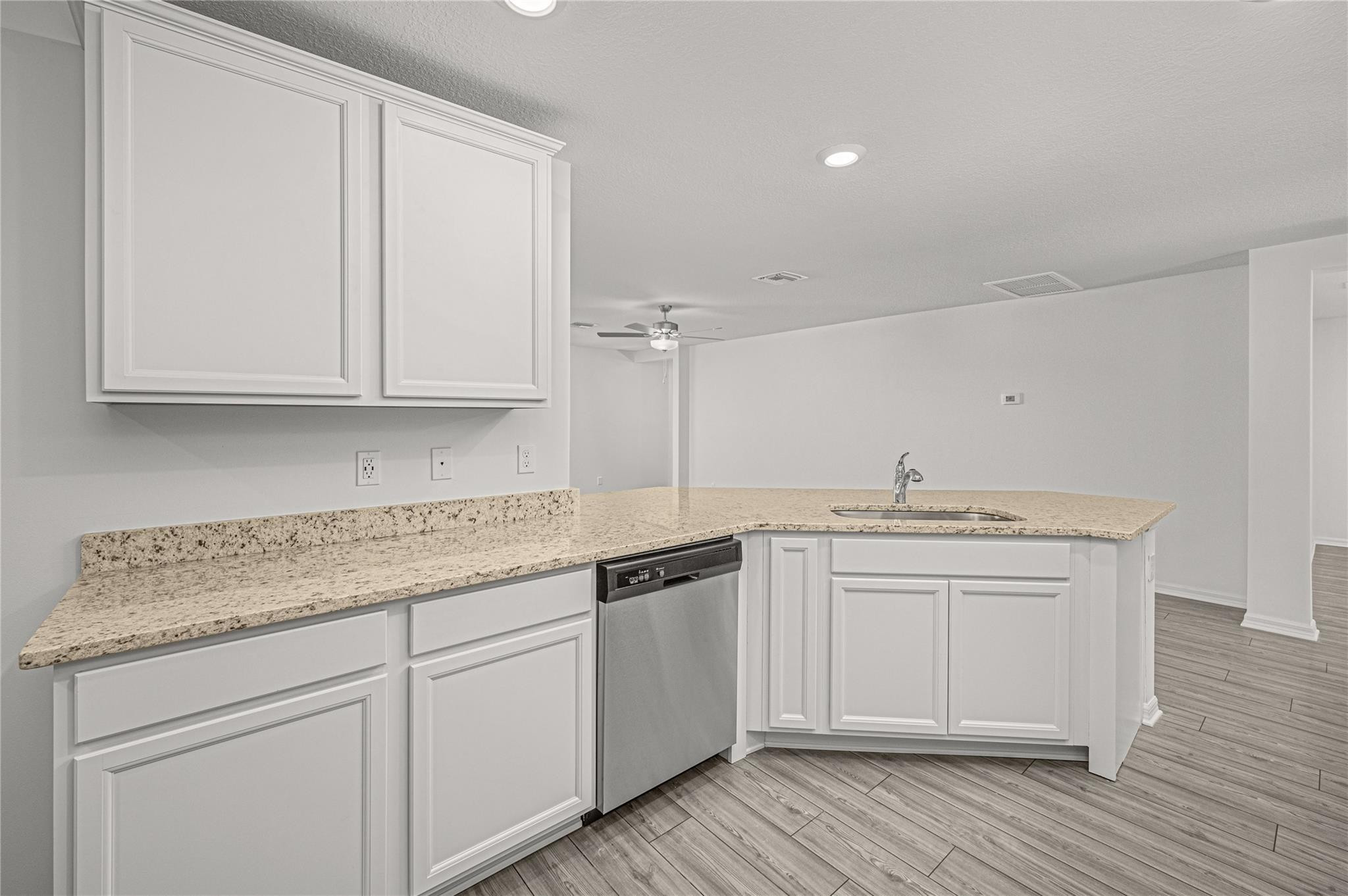 5331 Entertainment Way Fort Pierce, FL 34947 - Photo 5 of 17 Photo 5