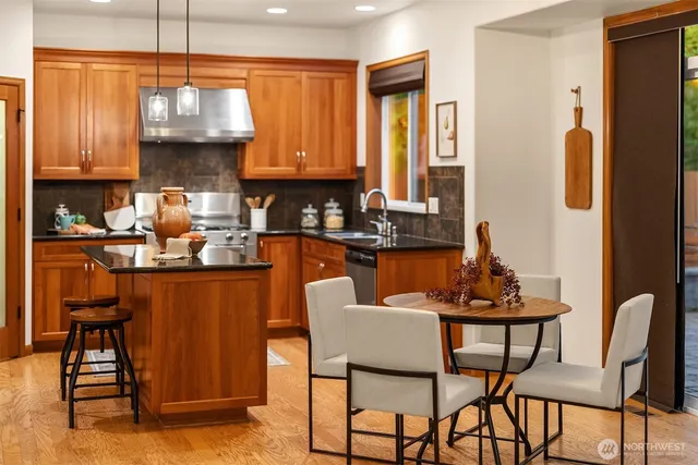 $1,450,000 | 4727 245th Lane Southeast, Sammamish, WA 98029