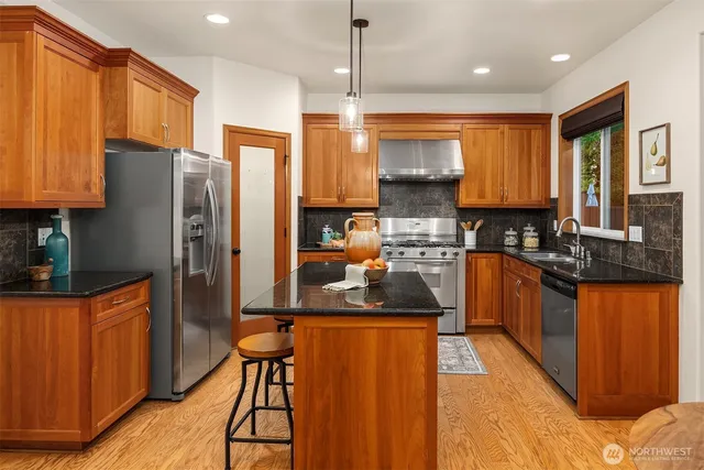 $1,450,000 | 4727 245th Lane Southeast, Sammamish, WA 98029