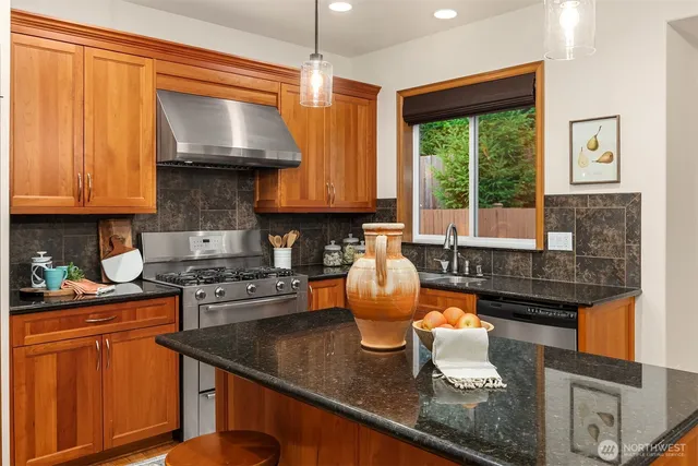 $1,450,000 | 4727 245th Lane Southeast, Sammamish, WA 98029