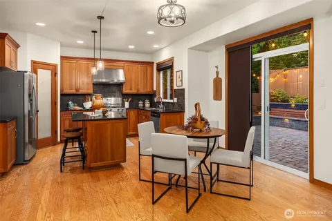 $1,450,000 | 4727 245th Lane Southeast, Sammamish, WA 98029