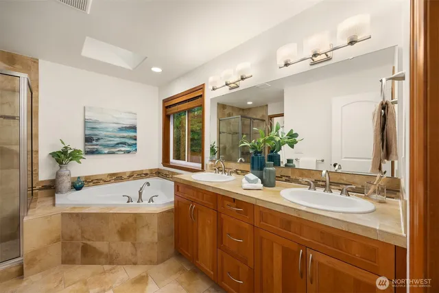 $1,450,000 | 4727 245th Lane Southeast, Sammamish, WA 98029