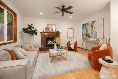 $1,450,000 | 4727 245th Lane Southeast, Sammamish, WA 98029