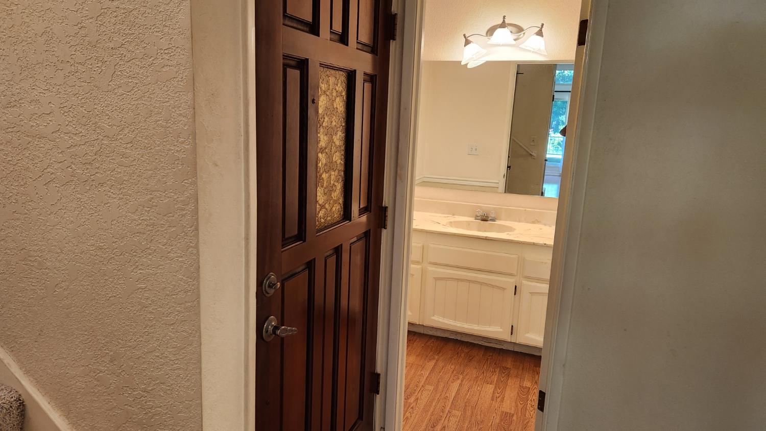 1911 Bechelli Lane Redding, CA 96002 - Photo 5 of 32