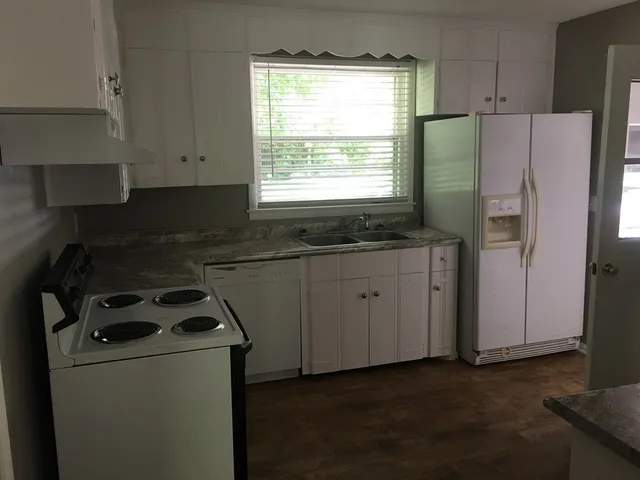 $1,595 | 3939 Creekside Drive, Nashville, TN 37211