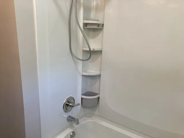 $1,595 | 3939 Creekside Drive, Nashville, TN 37211