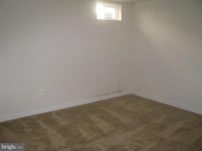 4161 Agency Loop Triangle, VA 22172 - Photo 4 of 15 Basement Room