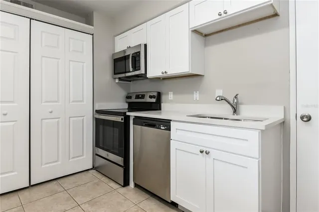 $1,715 | 5611 Marie Court, Orlando, FL 32818