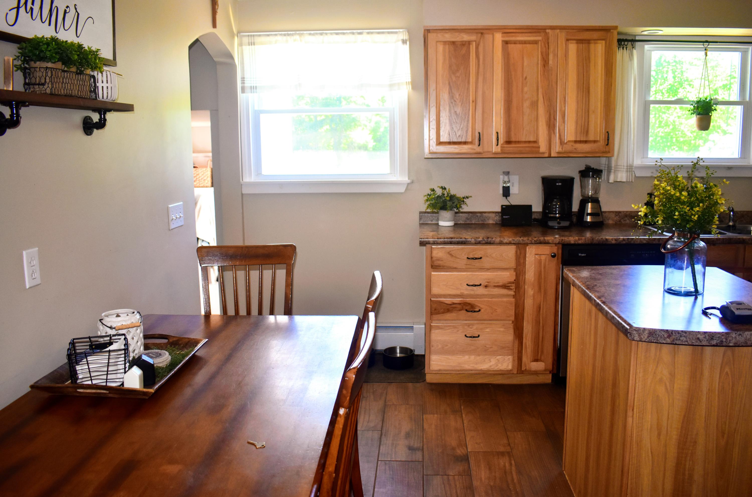 92 Exeter Road Corinth, ME 04427 - Photo 5 of 47 DSC_0021